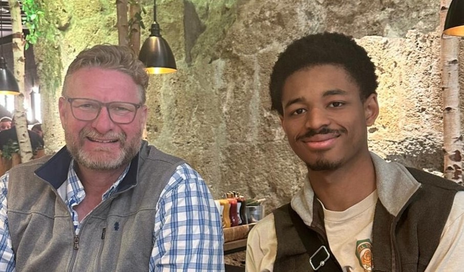 (left to right) Willmar Harder and Larry Ruffin III.