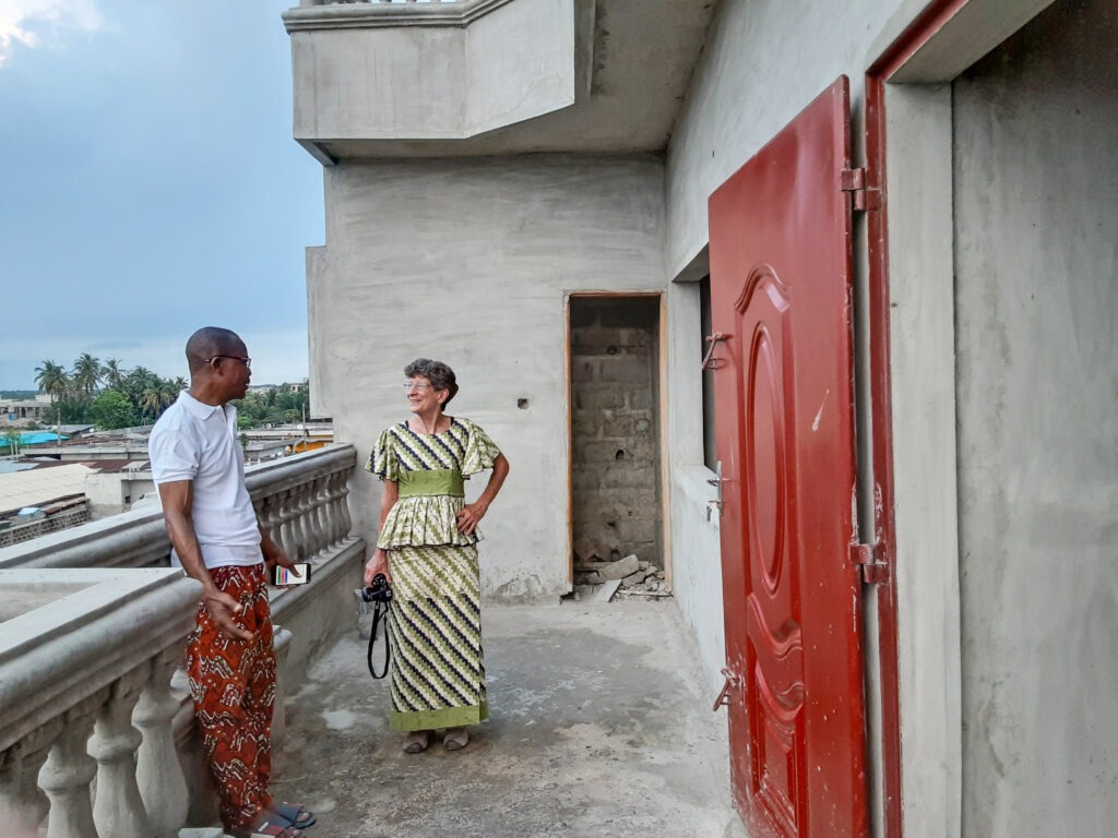 
Lynda Hollinger-Janzen on assignment as a MMN reporter in Cotonou, Benin, in 2021. She is interviewing Bonaventure Akowanou, director of Benin Bible Institute. 