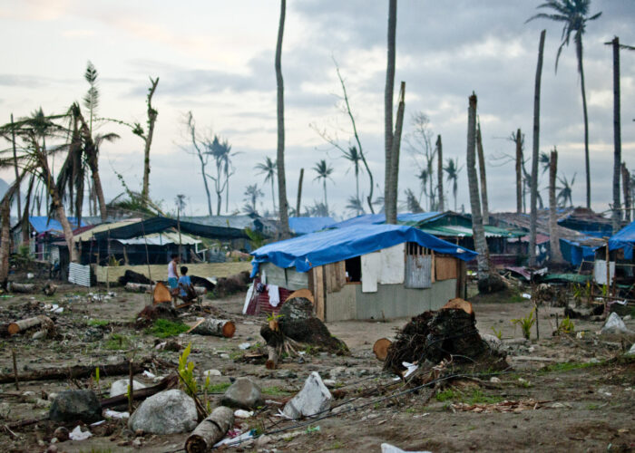 Temporary tarp shelters for survivors of Typhoon Haiyan in Tacloban