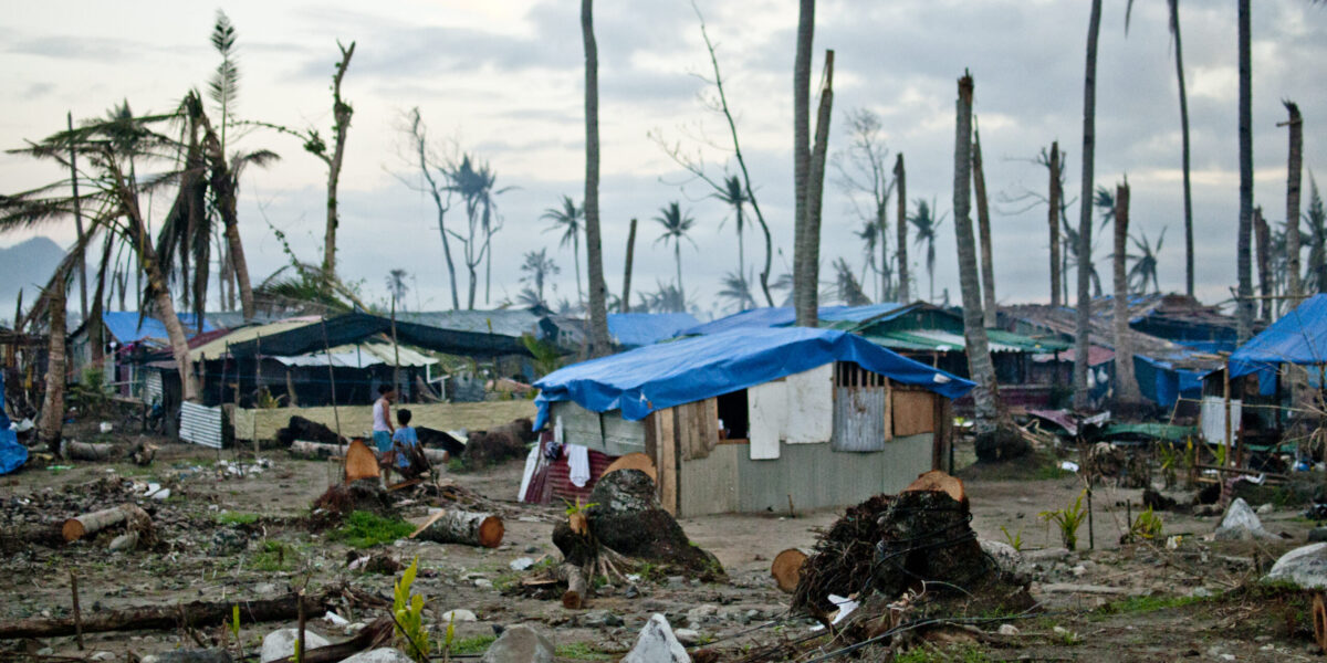 Temporary tarp shelters for survivors of Typhoon Haiyan in Tacloban
