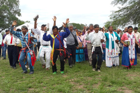 A procession of church members in Fortín Lavalle