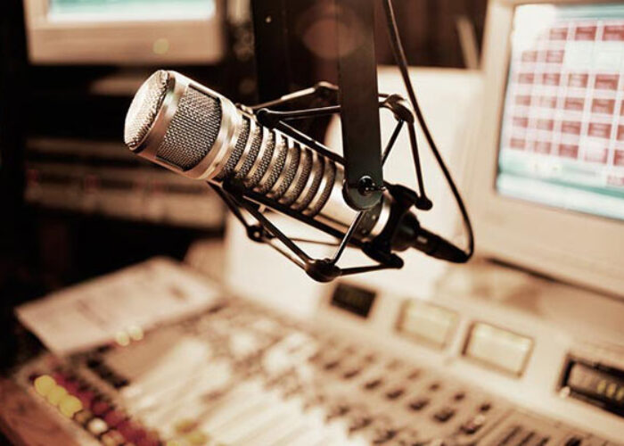 0612-PANDORA-RADIO-630X2410