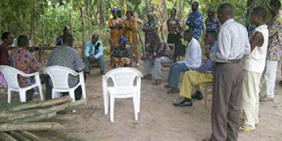 Conference leaders and Mennonites in Kikwit.