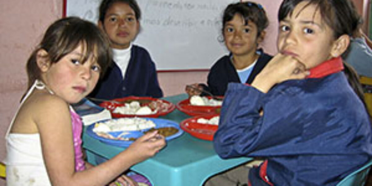 Esperanza Ortiz and Amparo Rodrguez at Los Pinos Comedor in Bogota
