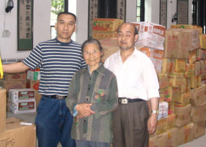 2_4_2010_ChineseChurchAfterQuake
