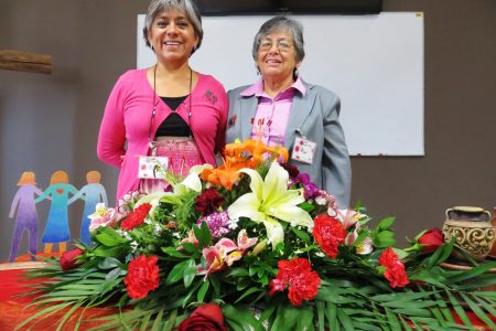 ​Ofelia García y Olga Piedrasanta extienden el amor de Dios a través de talleres de
