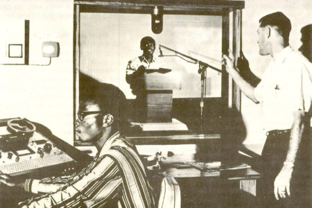 ​Charles Sprunger queuing a reader at Studiproka