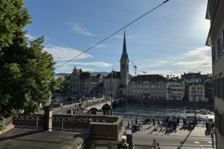 Photo grossmunster limmat
