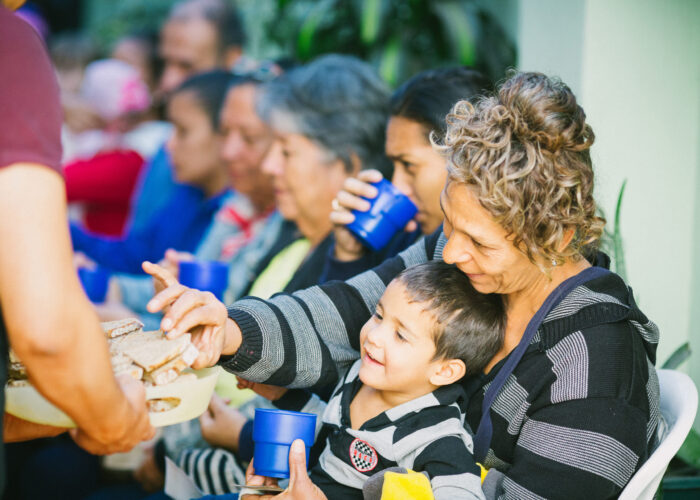 Sharing food and conversation combine in a Latin American merienda. A new Spanish podcast