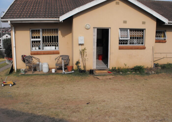 ​A door opened to a new home for Anna and Joe Sawatzky and their family in Mthatha