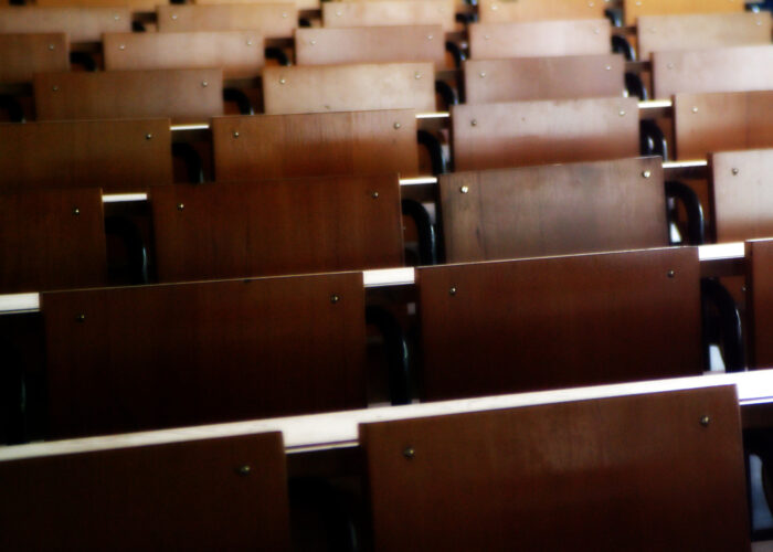 classroom-4-1458650-1920x1280